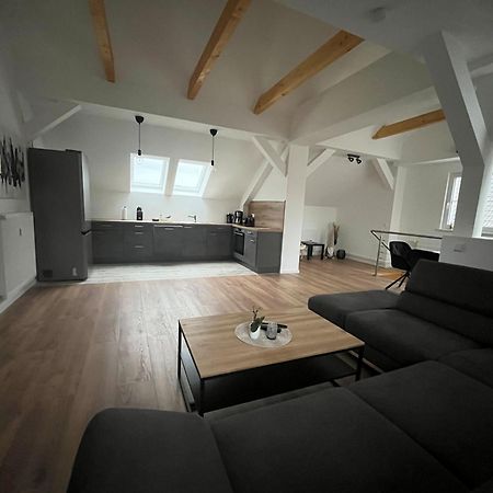Gutshof Von Gemuenden Ferienwohnung 1 ベルナウ・バイ・ベルリン エクステリア 写真