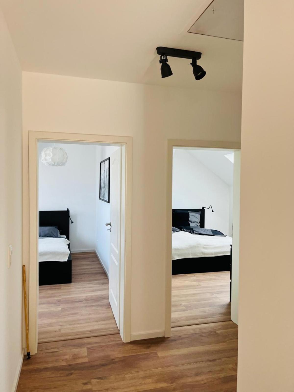 Gutshof Von Gemuenden Ferienwohnung 1 ベルナウ・バイ・ベルリン エクステリア 写真
